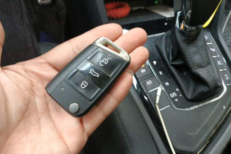 Used Volkswagen Tiguan L 2021 330TSI Automatic Two-Wheel Drive R-Line Enhanced Edition Vehicle Key
