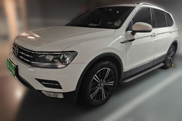 Used Volkswagen Tiguan L 2021 330TSI Automatic Two-Wheel Drive Smart Edition Guazi used car, China used car export, Used car for sale, Used cars, Cheapest cars for sale