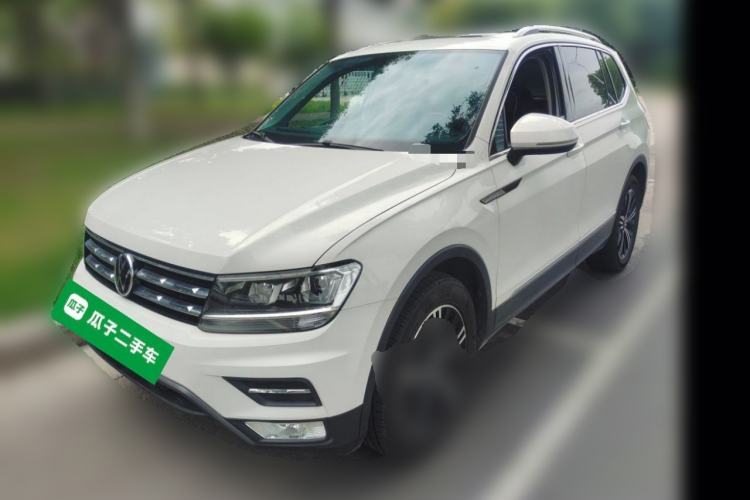 Used Volkswagen Tiguan L 2021 330TSI Automatic Two-Wheel Drive Smart Edition Guazi used car, China used car export, Used car for sale, Used cars, Cheapest cars for sale