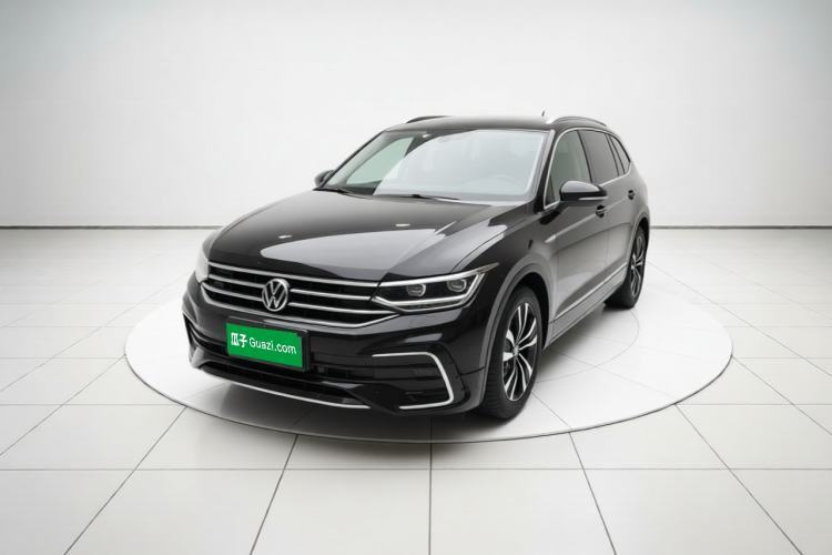 Used Volkswagen Tiguan L 2022 330TSI Automatic Two-Wheel Drive R-Line Enhanced Edition Guazi used car, China used car export, Used car for sale, Used  cars, Cheapest cars for sale