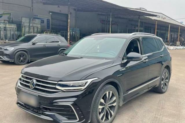 Used Volkswagen Tiguan L 2022 330TSI Automatic Two-Wheel Drive R-Line Enhanced Edition