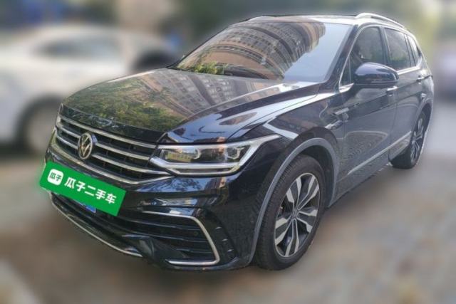 Volkswagen Tiguan L 2022 380TSI Automatic All-Wheel Drive R-Line Enhanced Comfort 7-Seater مستعملة