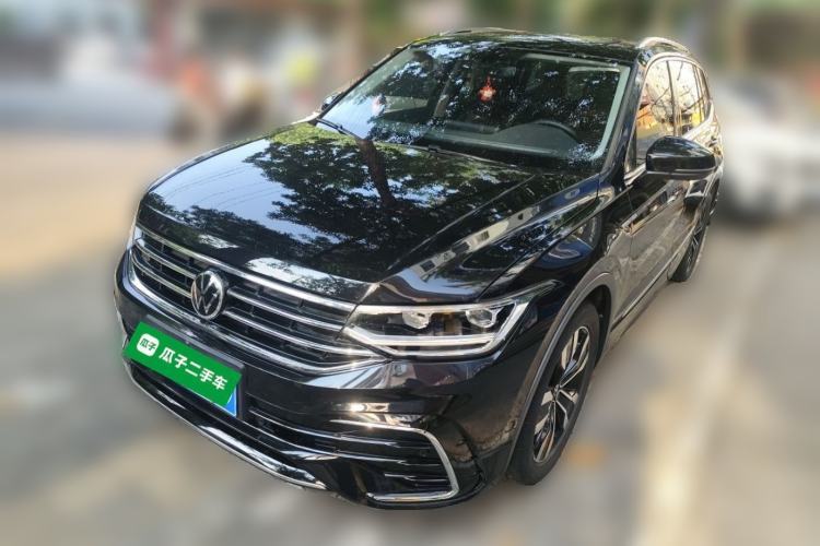 Used Volkswagen Tiguan L 2022 330TSI Automatic Two-Wheel Drive R-Line Enhanced Edition Guazi used car, China used car export, Used car for sale, Used  cars, Cheapest cars for sale