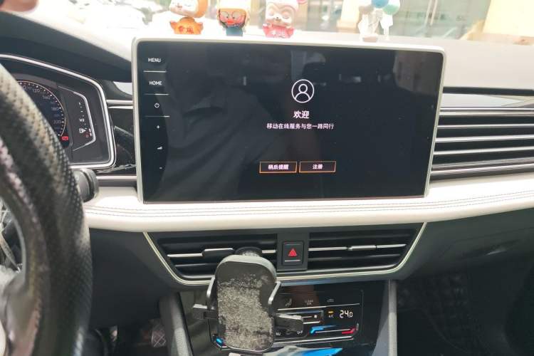 Used Volkswagen Tiguan L 2022 330TSI Automatic Two-Wheel Drive Smart Edition Audio And AC Panel