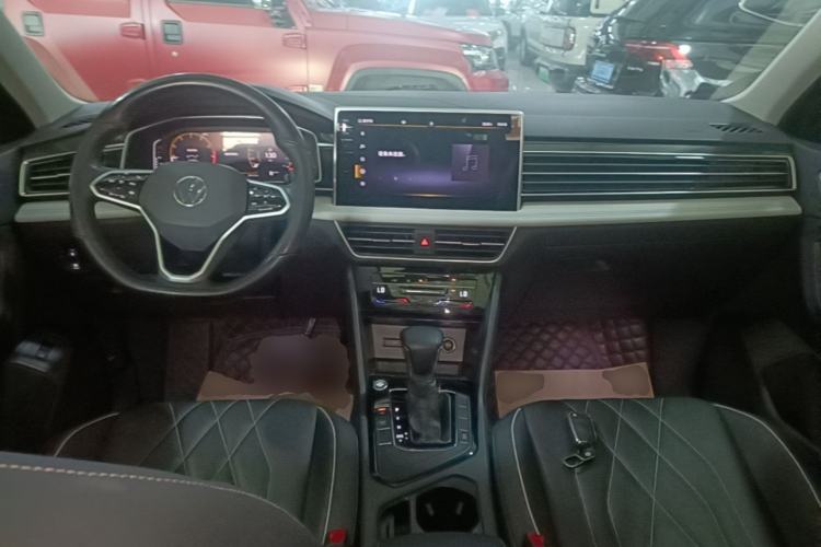 Used Volkswagen Tiguan L 2022 330TSI Automatic Two-Wheel Drive Smart Edition Center Console