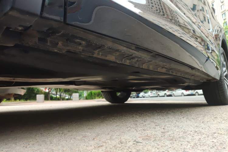 Used Volkswagen Tiguan L 2022 330TSI Automatic Two-Wheel Drive R-Line Enhanced Edition Chassis Front Left