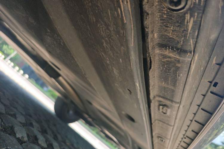 Used Volkswagen Tiguan L 2022 330TSI Automatic Two-Wheel Drive R-Line Enhanced Edition Chassis Front Left