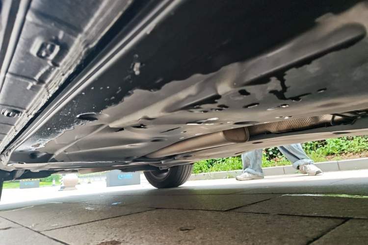 Used Volkswagen Tiguan L 2022 330TSI Automatic Two-Wheel Drive Smart Edition Chassis Rear Left