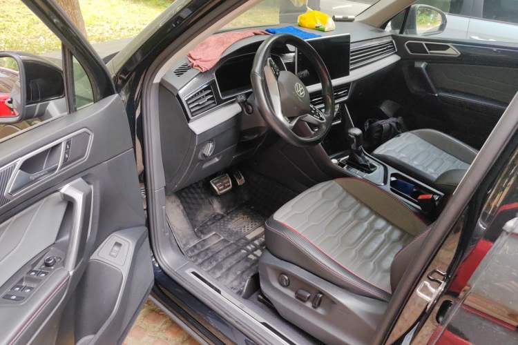 Used Volkswagen Tiguan L 2022 330TSI Automatic Two-Wheel Drive R-Line Enhanced Edition Driver Seat
