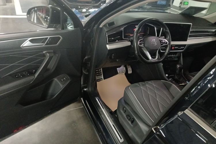 Used Volkswagen Tiguan L 2022 330TSI Automatic Two-Wheel Drive R-Line Enhanced Edition Driver Seat