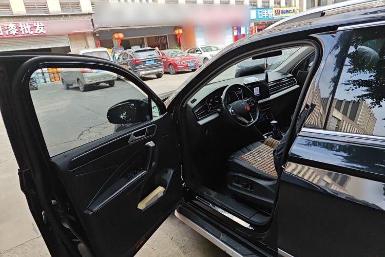 Used Volkswagen Tiguan L 2022 330TSI Automatic Two-Wheel Drive Smart Edition Driver Seat