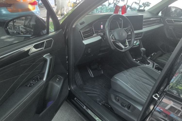 Used Volkswagen Tiguan L 2022 330TSI Automatic Two-Wheel Drive Smart Edition Driver Seat