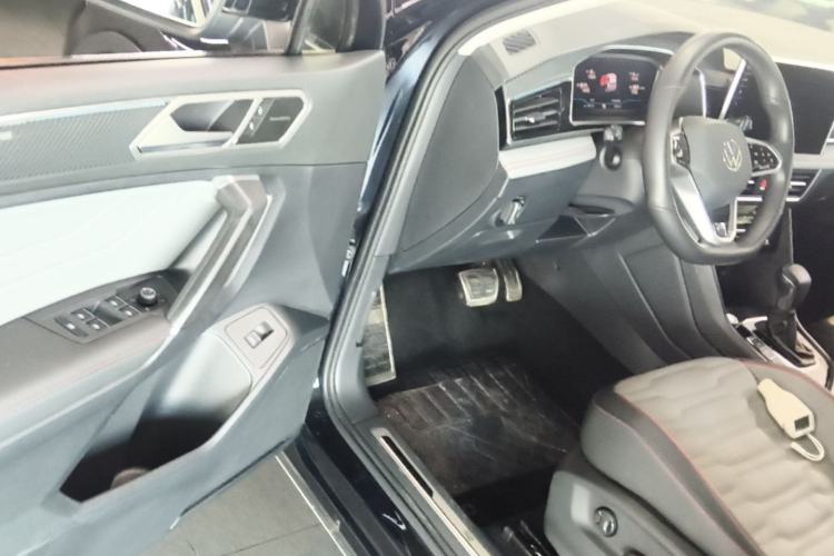 Used Volkswagen Tiguan L 2022 330TSI Automatic Two-Wheel Drive R-Line Flagship Edition Driver Seat