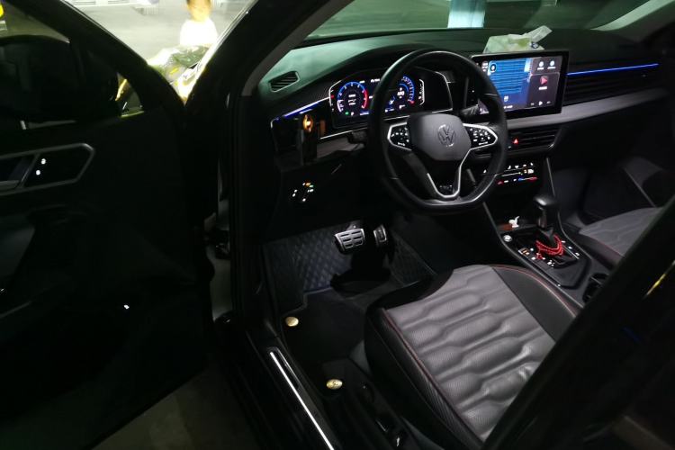 Used Volkswagen Tiguan L 2022 330TSI Automatic Two-Wheel Drive R-Line Flagship Edition Driver Seat