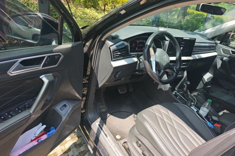 Used Volkswagen Tiguan L 2022 330TSI Automatic Two-Wheel Drive R-Line Enhanced Edition Driver Seat