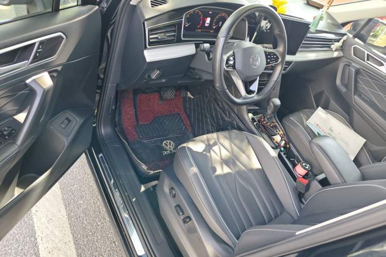 Used Volkswagen Tiguan L 2022 330TSI Automatic Two-Wheel Drive Smart Edition Driver Seat