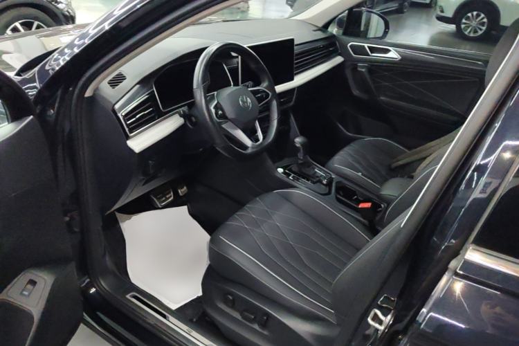 Used Volkswagen Tiguan L 2022 330TSI Automatic Two-Wheel Drive R-Line Enhanced Edition Driver Seat