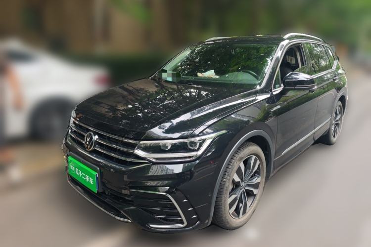 Used Volkswagen Tiguan L 2022 330TSI Automatic Two-Wheel Drive R-Line Enhanced Edition Guazi used car, China used car export, Used car for sale, Used  cars, Cheapest cars for sale