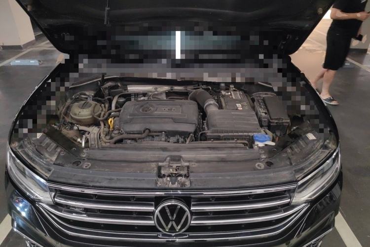 Used Volkswagen Tiguan L 2022 380TSI Automatic All-Wheel Drive R-Line Enhanced Comfort 7-Seater Engine Bay