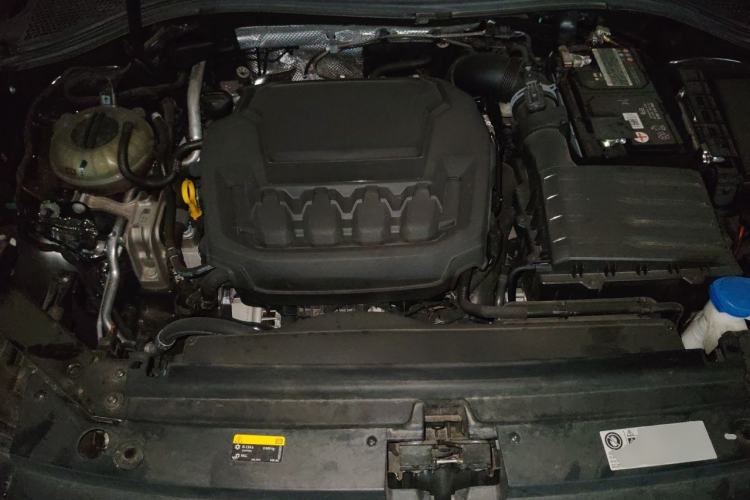 Used Volkswagen Tiguan L 2022 330TSI Automatic Two-Wheel Drive R-Line Enhanced Edition Engine Bay