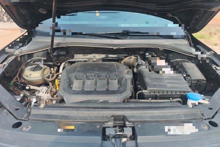 Used Volkswagen Tiguan L 2022 330TSI Automatic Two-Wheel Drive R-Line Flagship Edition Engine Bay
