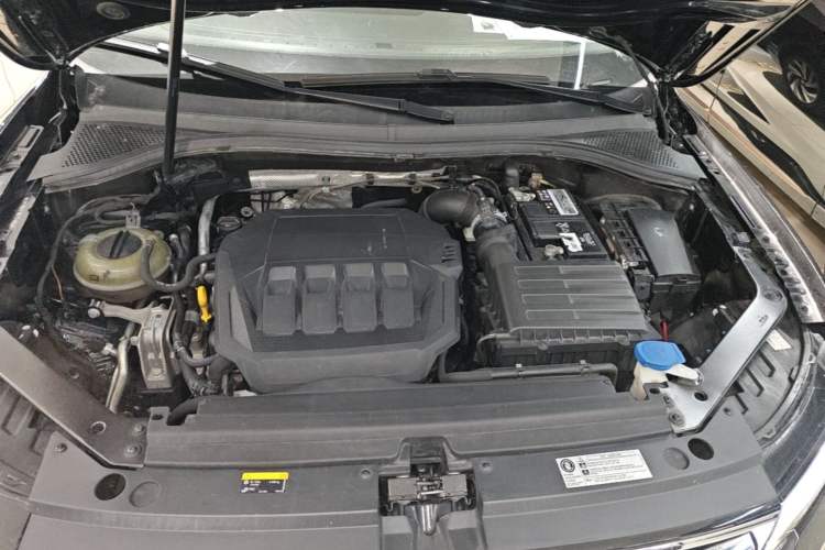 Used Volkswagen Tiguan L 2022 330TSI Automatic Two-Wheel Drive Smart Edition Engine Bay
