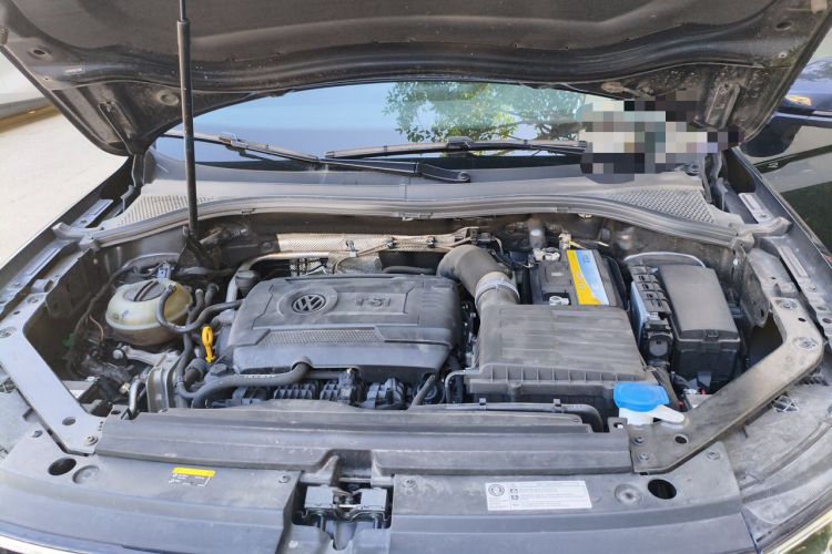 Used Volkswagen Tiguan L 2022 380TSI Automatic All-Wheel Drive R-Line Flagship 7-Seater Engine Bay