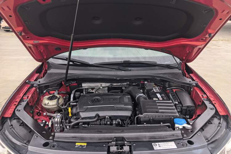 Used Volkswagen Tiguan L 2022 380TSI Automatic All-Wheel Drive R-Line Flagship 7-Seater Engine Bay