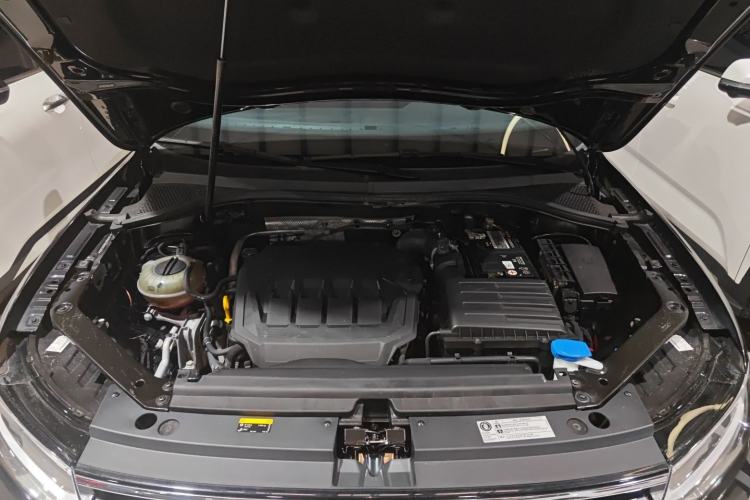 Used Volkswagen Tiguan L 2022 330TSI Automatic Two-Wheel Drive Smart Edition Engine Bay