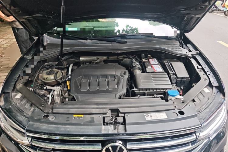 Used Volkswagen Tiguan L 2022 330TSI Automatic Two-Wheel Drive R-Line Enhanced Edition Engine Bay