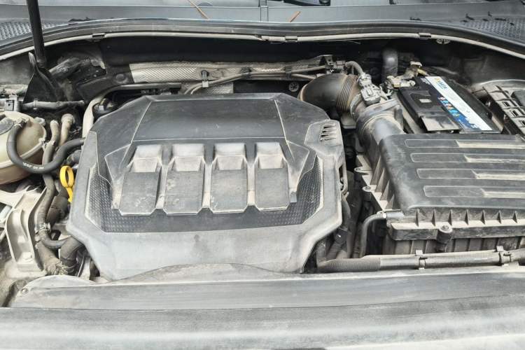 Used Volkswagen Tiguan L 2022 330TSI Automatic Two-Wheel Drive Smart Edition Engine Bay