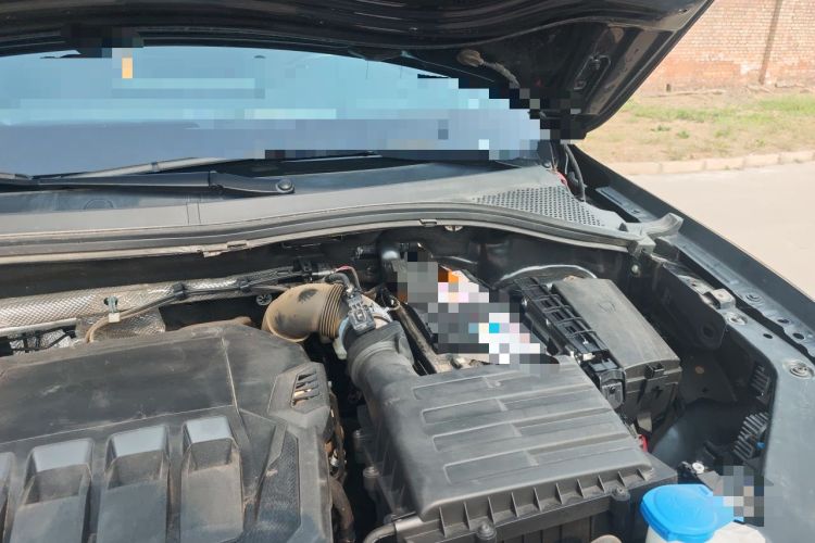 Used Volkswagen Tiguan L 2022 330TSI Automatic Two-Wheel Drive R-Line Flagship Edition Engine Bay Left