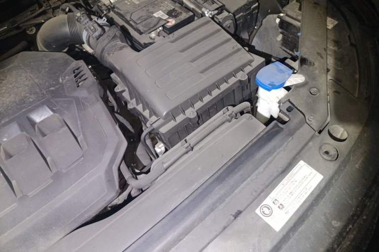 Used Volkswagen Tiguan L 2022 330TSI Automatic Two-Wheel Drive R-Line Enhanced Edition Engine Bay Left