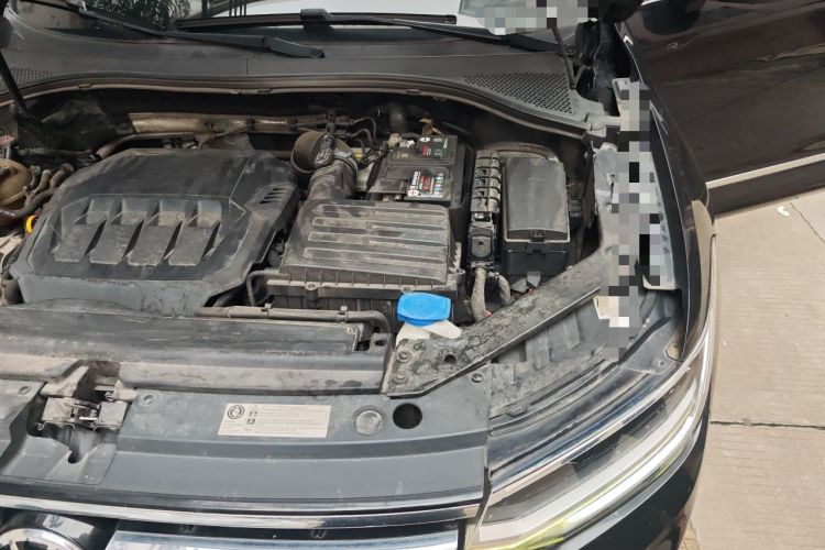 Used Volkswagen Tiguan L 2022 330TSI Automatic Two-Wheel Drive R-Line Enhanced Edition Engine Bay Left