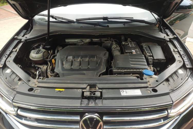 Used Volkswagen Tiguan L 2022 330TSI Automatic Two-Wheel Drive R-Line Enhanced Edition Engine Bay