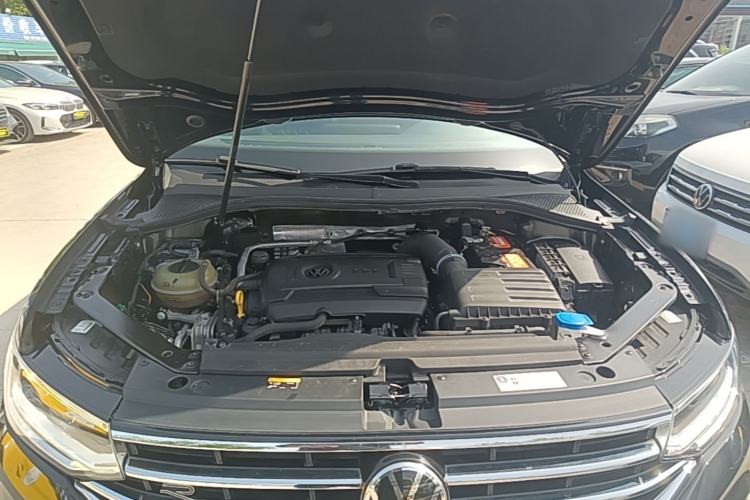 Used Volkswagen Tiguan L 2022 380TSI Automatic All-Wheel Drive R-Line Enhanced Comfort 7-Seater Engine Bay