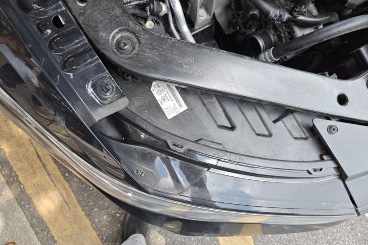 Used Volkswagen Tiguan L 2022 330TSI Automatic Two-Wheel Drive Smart Edition Engine Bay Right