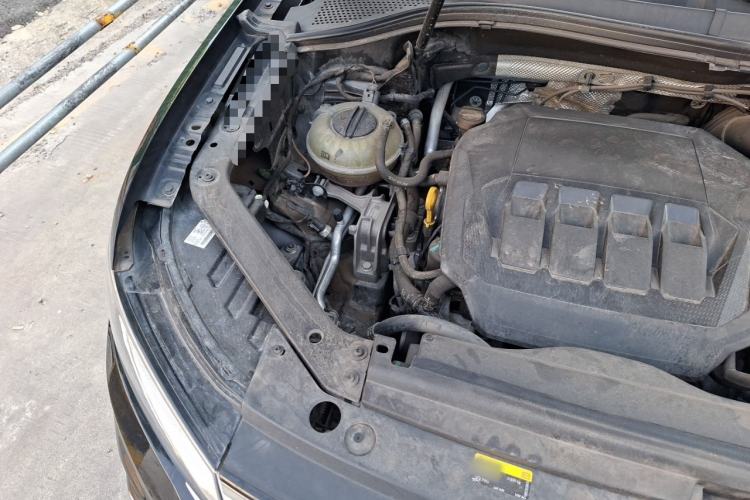 Used Volkswagen Tiguan L 2022 330TSI Automatic Two-Wheel Drive R-Line Enhanced Edition Engine Bay Right