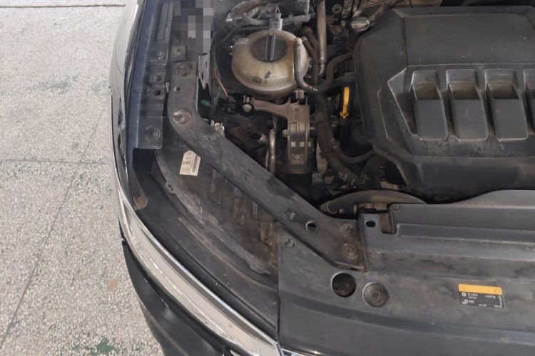 Used Volkswagen Tiguan L 2022 330TSI Automatic Two-Wheel Drive R-Line Enhanced Edition Engine Bay Right