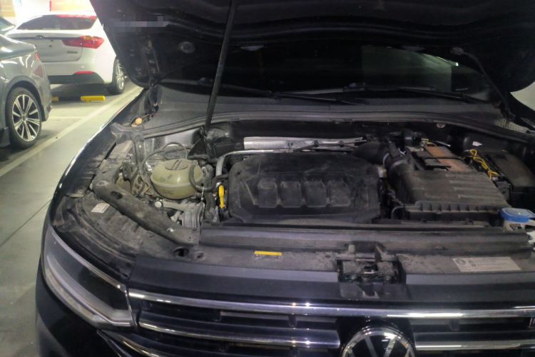 Used Volkswagen Tiguan L 2022 330TSI Automatic Two-Wheel Drive Smart Edition Engine Bay Right
