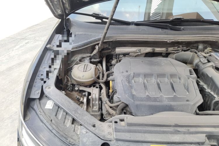 Used Volkswagen Tiguan L 2022 330TSI Automatic Two-Wheel Drive R-Line Enhanced Edition Engine Bay Right