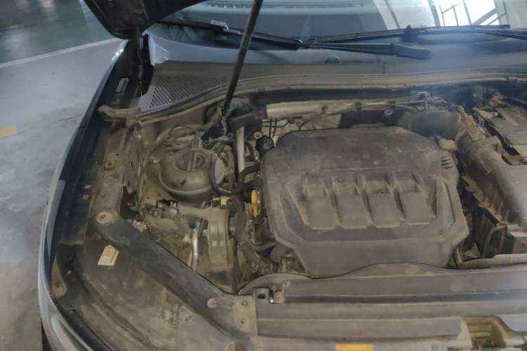 Used Volkswagen Tiguan L 2022 330TSI Automatic Two-Wheel Drive Smart Edition Engine Bay Right