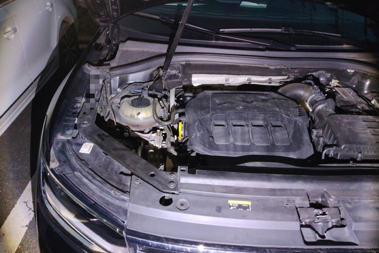 Used Volkswagen Tiguan L 2022 330TSI Automatic Two-Wheel Drive R-Line Enhanced Edition Engine Bay Right