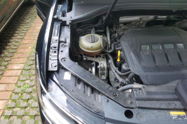 Used Volkswagen Tiguan L 2022 330TSI Automatic Two-Wheel Drive R-Line Enhanced Edition Engine Bay Right