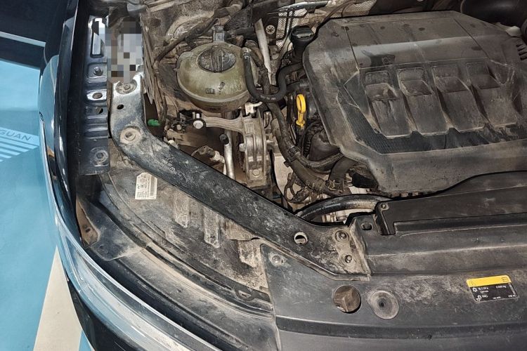 Used Volkswagen Tiguan L 2022 330TSI Automatic Two-Wheel Drive R-Line Enhanced Edition Engine Bay Right