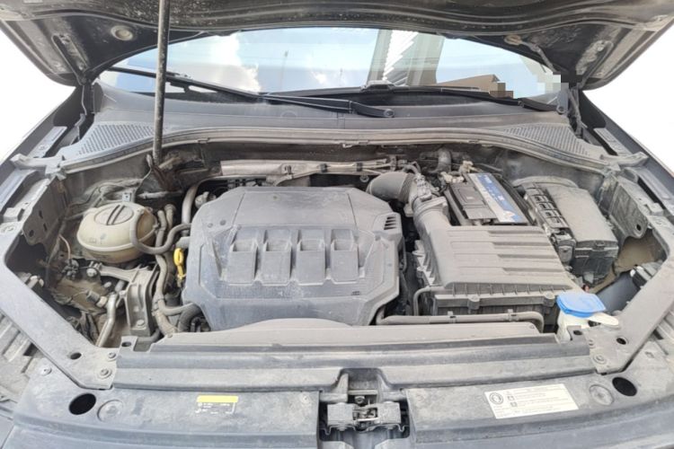 Used Volkswagen Tiguan L 2022 330TSI Automatic Two-Wheel Drive R-Line Enhanced Edition Engine Bay
