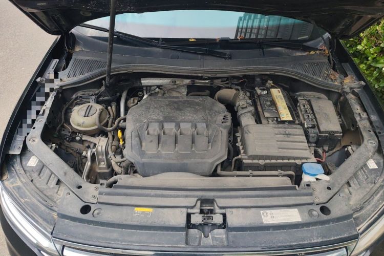 Used Volkswagen Tiguan L 2022 330TSI Automatic Two-Wheel Drive R-Line Enhanced Edition Engine Bay