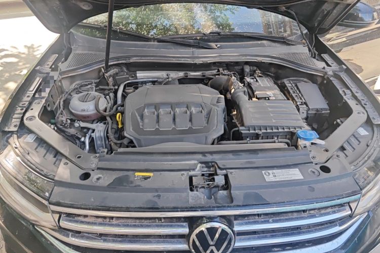 Used Volkswagen Tiguan L 2022 330TSI Automatic Two-Wheel Drive R-Line Enhanced Edition Engine Bay