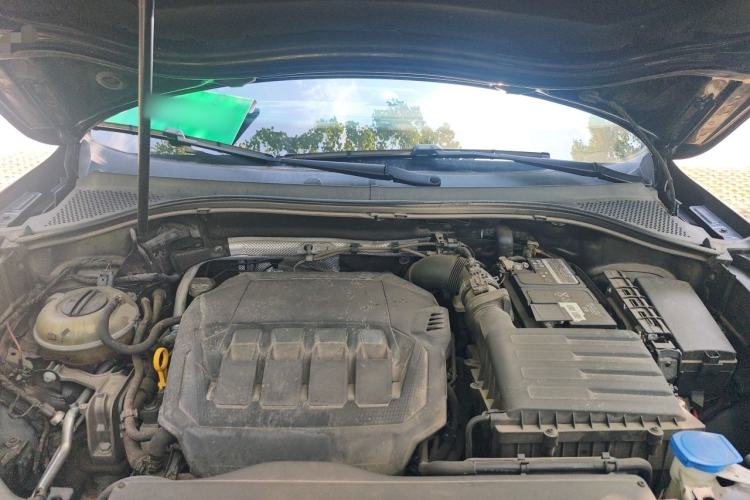 Used Volkswagen Tiguan L 2022 330TSI Automatic Two-Wheel Drive R-Line Enhanced Edition Engine Bay