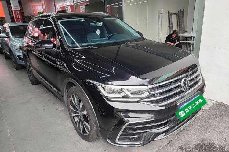 Used Volkswagen Tiguan L 2022 330TSI Automatic Two-Wheel Drive R-Line Flagship Edition Exterior 1